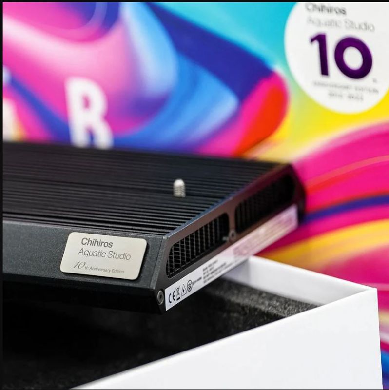 Chihiros RGB VIVID II Svart 10th Editon